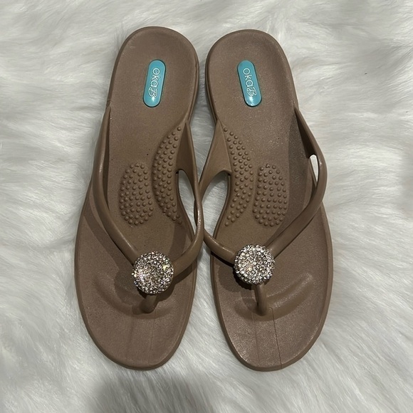 Oka B Flip Flops - Picture 1 of 5